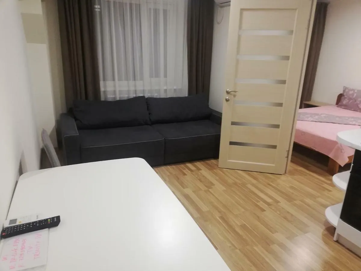 Smart House Hotel Kiev 0*,  Ucrania