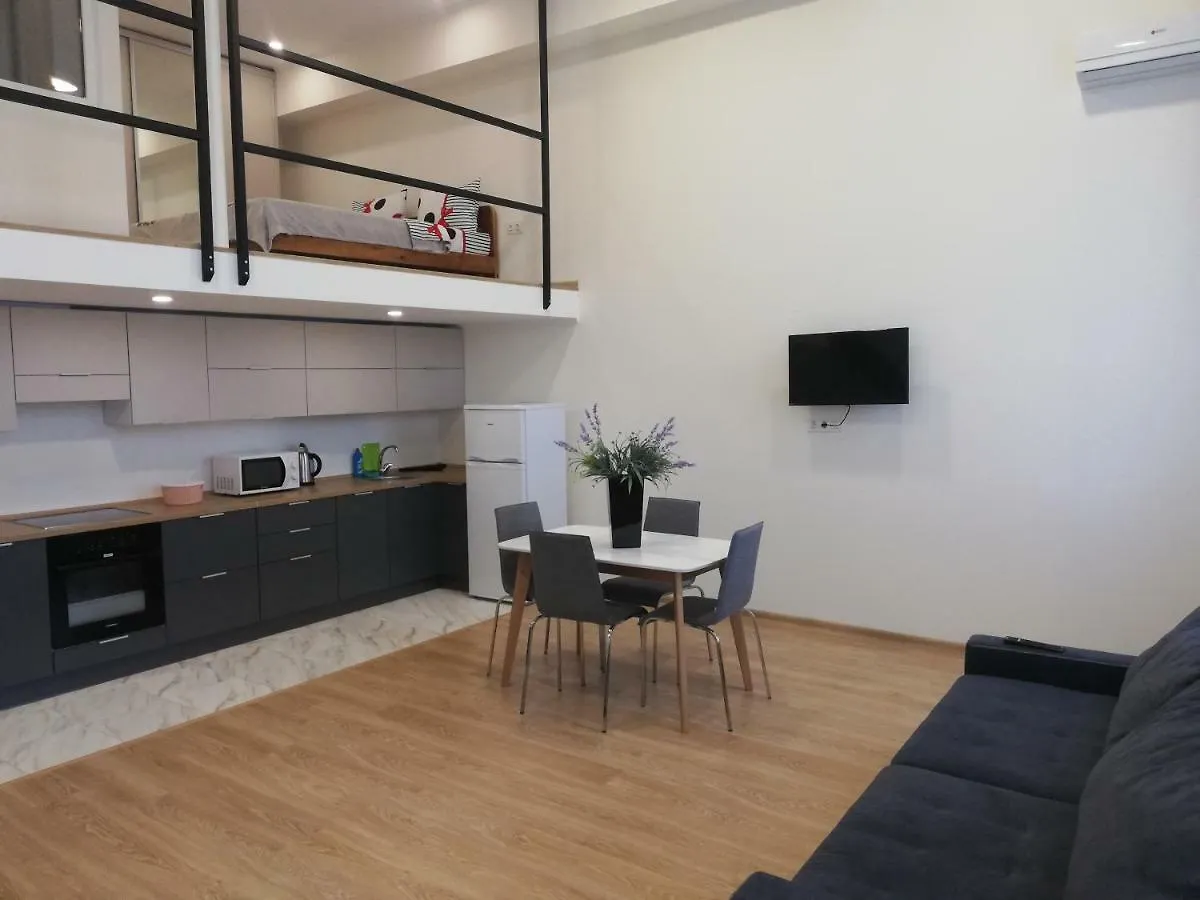 Smart House Hotel Kiev 0*,  Ukraina